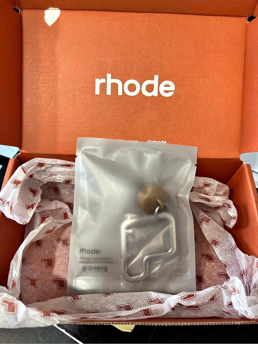 rhode Carabiner - Picture 2 of 3